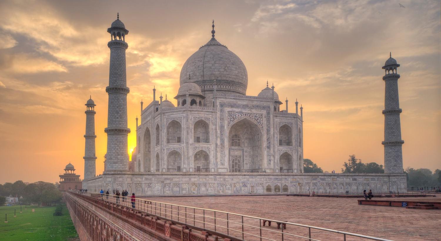 agra tour from delhi by car