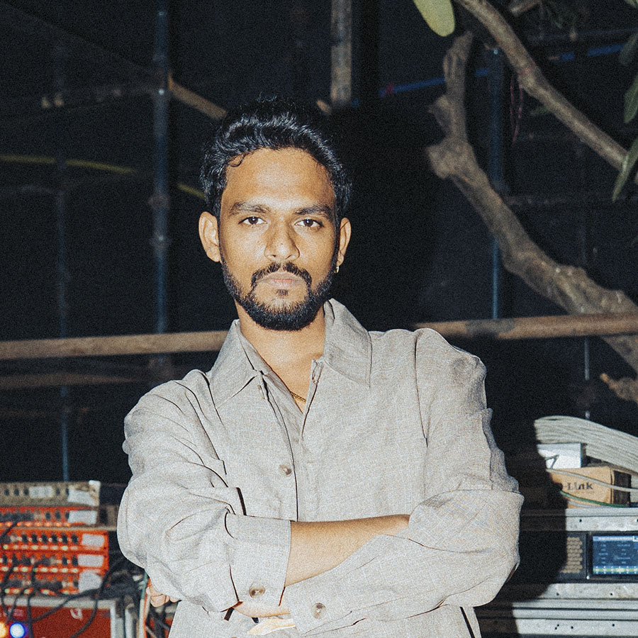 Shreyas